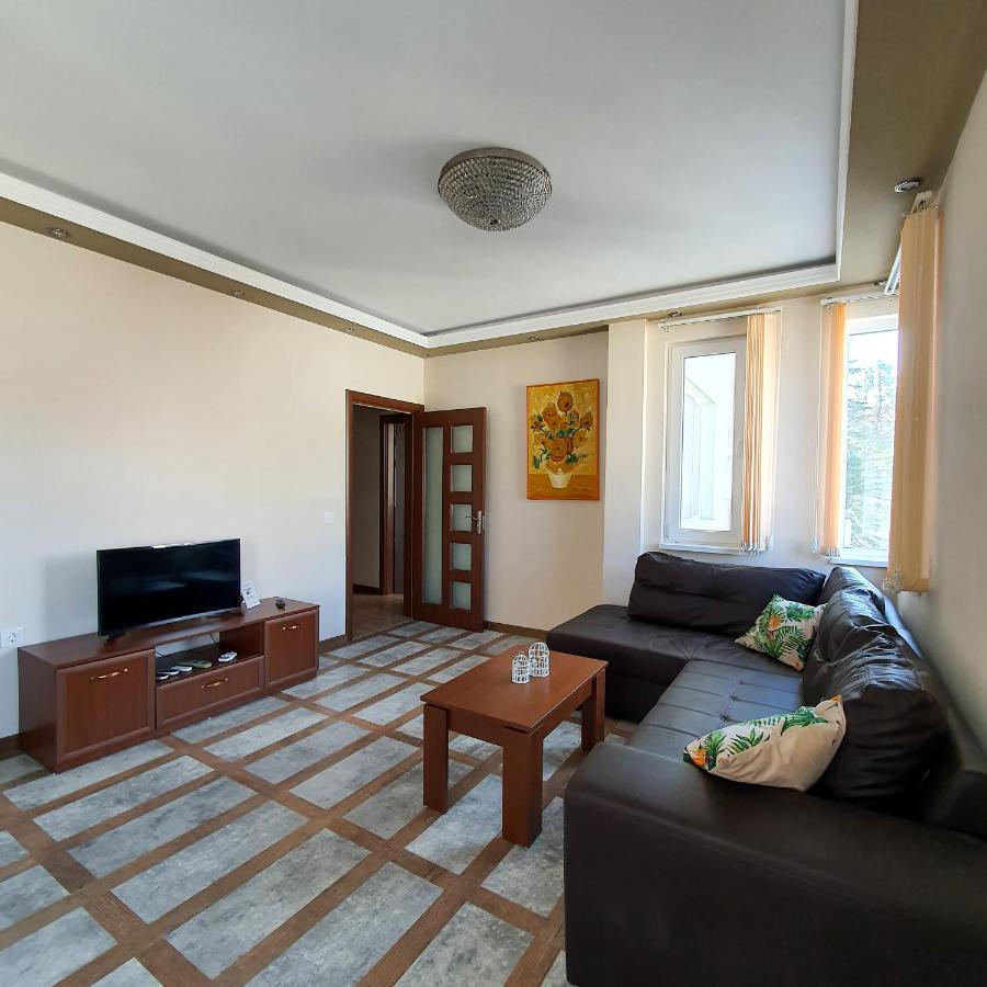 High Esteta Grand Apartment Бургас Екстериор снимка