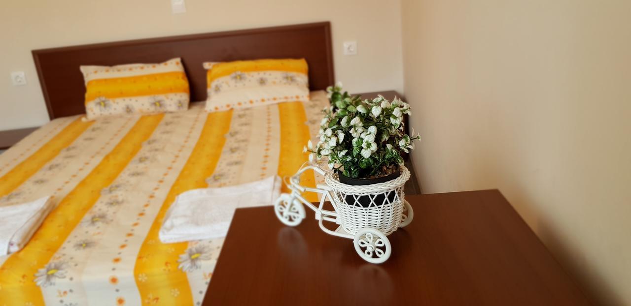 High Esteta Grand Apartment Бургас Екстериор снимка